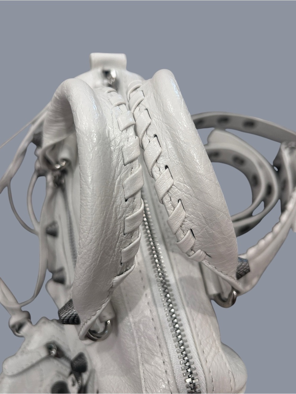 Le City Mini - White with Silver Hardware - Picture 3 of 4